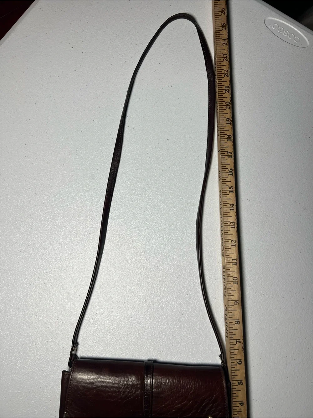 Vintage Two Tone Brown Leather Crossbody With Golden  Hardware And Clip Closure